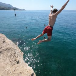 cliff jumping sup tour Split